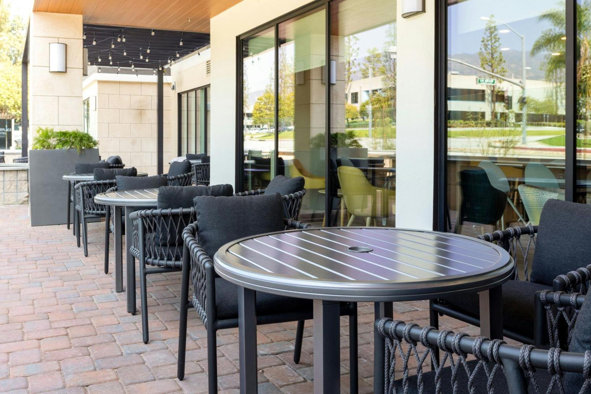 Towneplace Suites By Marriott Monrovia Exteriér fotografie